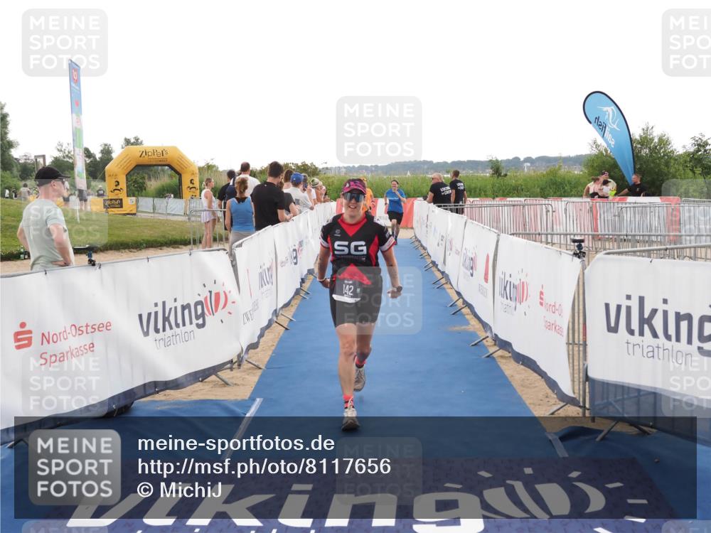 22.06.2025 - Viking Triathlon MichiJ http://msf.ph/oto/8117656 22.06.2025 16:27:47 Ziel 142, 633 meine-sportfotos.de