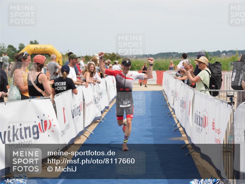 22.06.2025 - Viking Triathlon MichiJ http://msf.ph/oto/8117660 22.06.2025 14:56:39 Ziel 352 meine-sportfotos.de