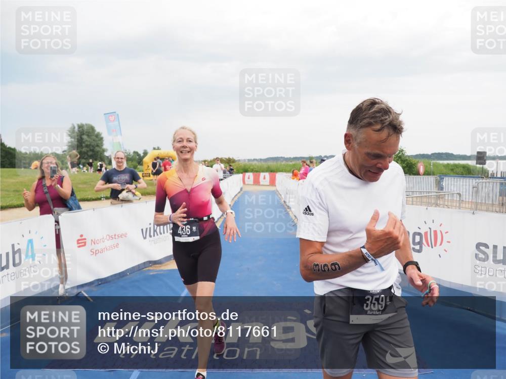 22.06.2025 - Viking Triathlon MichiJ http://msf.ph/oto/8117661 22.06.2025 16:53:39 Ziel 359, 436 meine-sportfotos.de