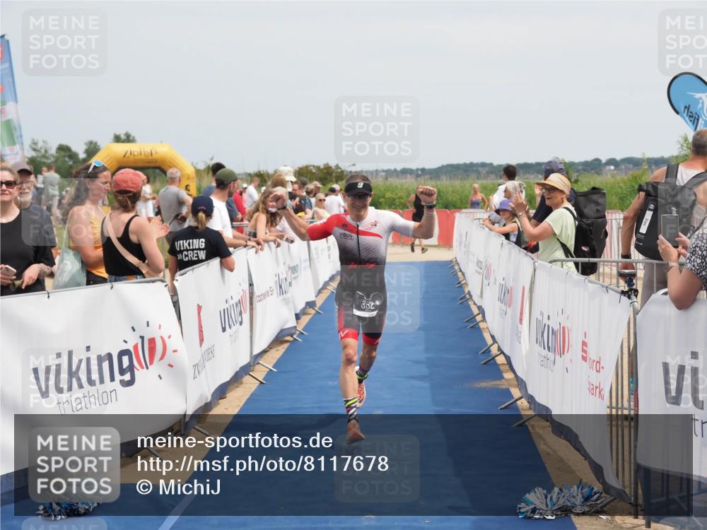 22.06.2025 - Viking Triathlon MichiJ http://msf.ph/oto/8117678 22.06.2025 14:56:40 Ziel 352 meine-sportfotos.de