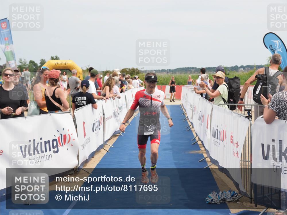 22.06.2025 - Viking Triathlon MichiJ http://msf.ph/oto/8117695 22.06.2025 14:56:40 Ziel 352 meine-sportfotos.de