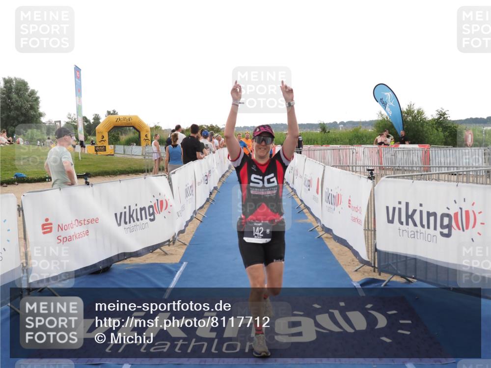 22.06.2025 - Viking Triathlon MichiJ http://msf.ph/oto/8117712 22.06.2025 16:27:48 Ziel 142, 633 meine-sportfotos.de