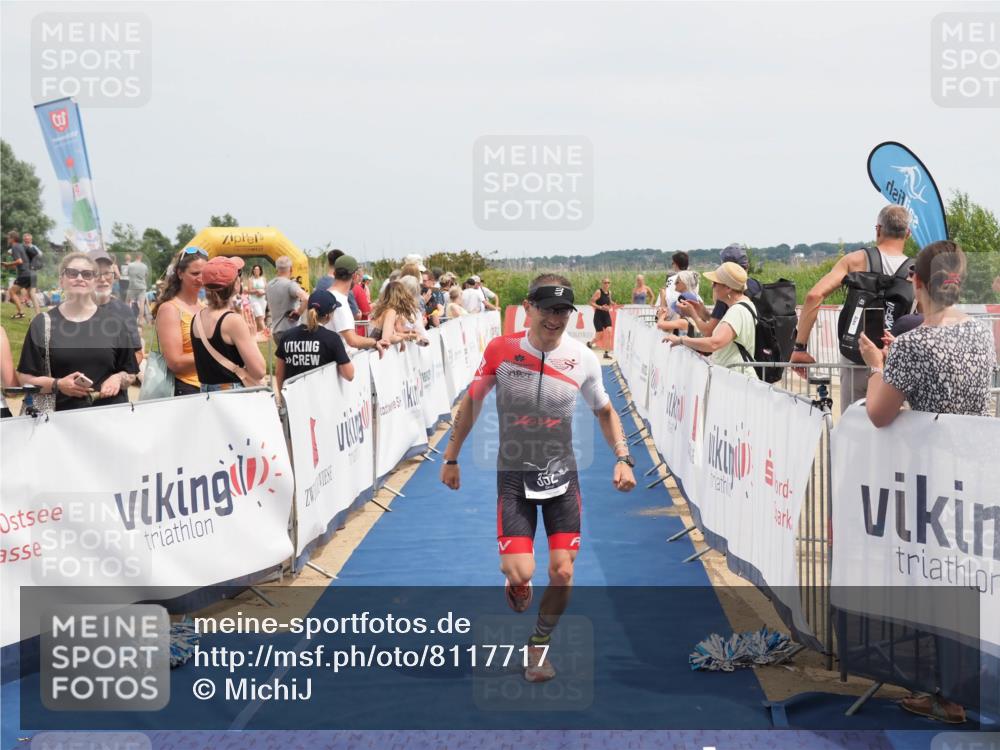 22.06.2025 - Viking Triathlon MichiJ http://msf.ph/oto/8117717 22.06.2025 14:56:40 Ziel 352 meine-sportfotos.de