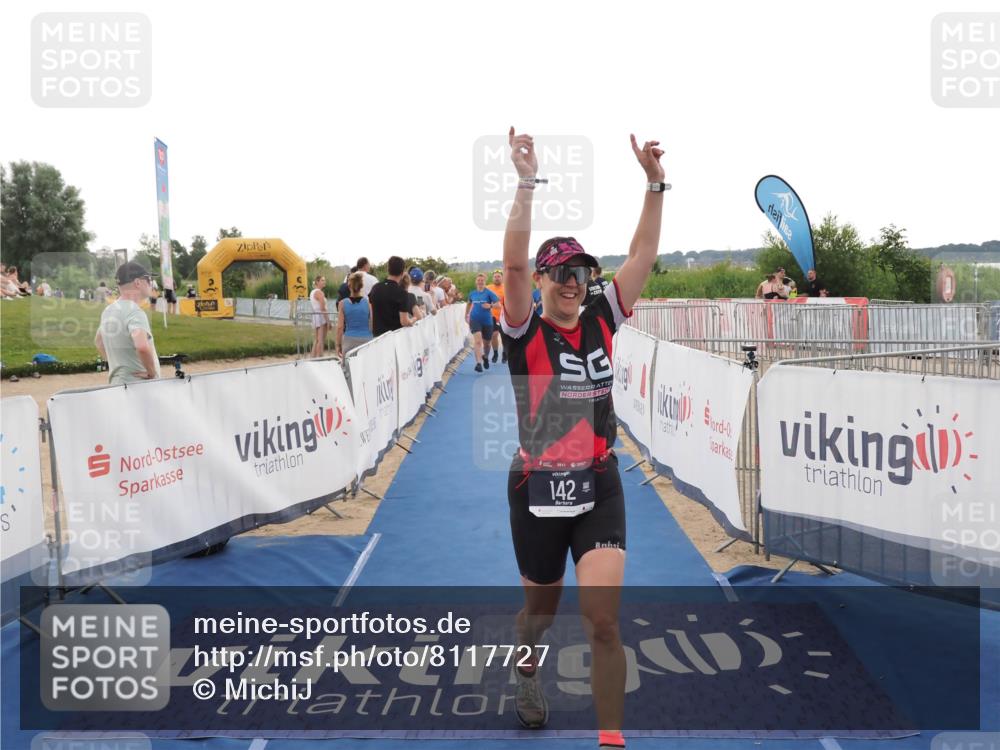 22.06.2025 - Viking Triathlon MichiJ http://msf.ph/oto/8117727 22.06.2025 16:27:48 Ziel 142, 633 meine-sportfotos.de