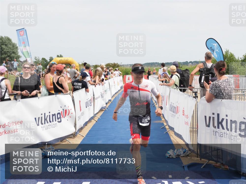 22.06.2025 - Viking Triathlon MichiJ http://msf.ph/oto/8117733 22.06.2025 14:56:40 Ziel 352 meine-sportfotos.de