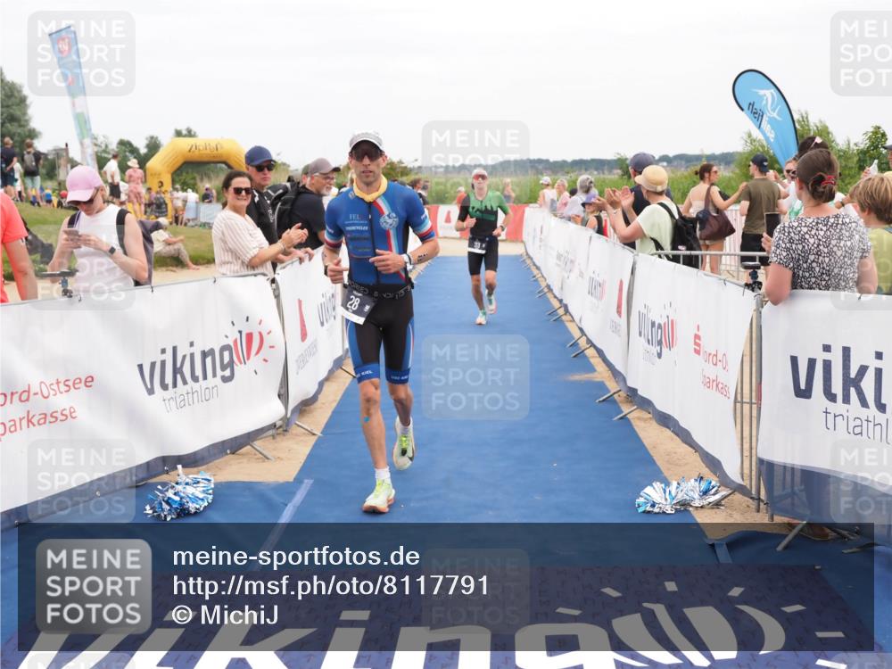 22.06.2025 - Viking Triathlon MichiJ http://msf.ph/oto/8117791 22.06.2025 15:07:36 Ziel 28, 113 meine-sportfotos.de