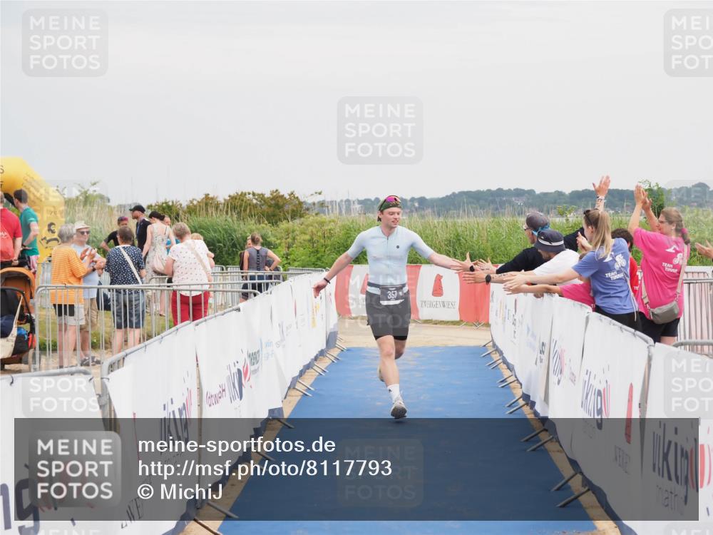 22.06.2025 - Viking Triathlon MichiJ http://msf.ph/oto/8117793 22.06.2025 16:55:23 Ziel 357 meine-sportfotos.de