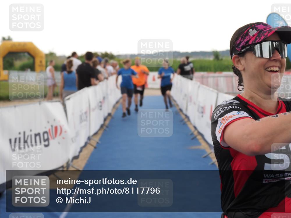 22.06.2025 - Viking Triathlon MichiJ http://msf.ph/oto/8117796 22.06.2025 16:27:49 Ziel 142, 633 meine-sportfotos.de