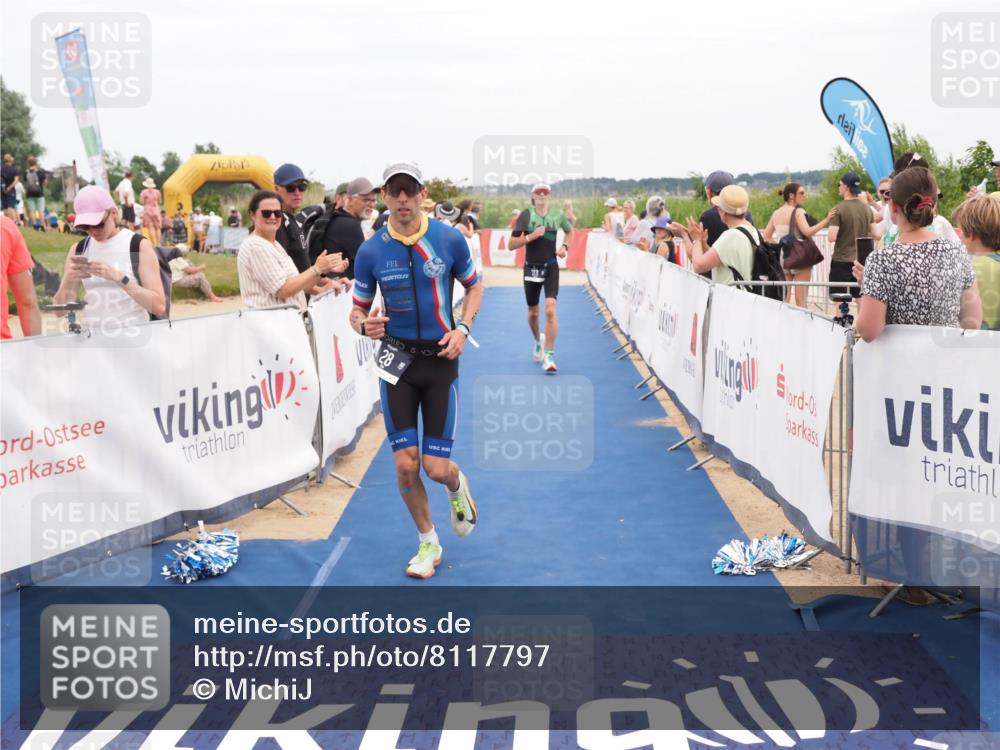 22.06.2025 - Viking Triathlon MichiJ http://msf.ph/oto/8117797 22.06.2025 15:07:36 Ziel 28, 113 meine-sportfotos.de