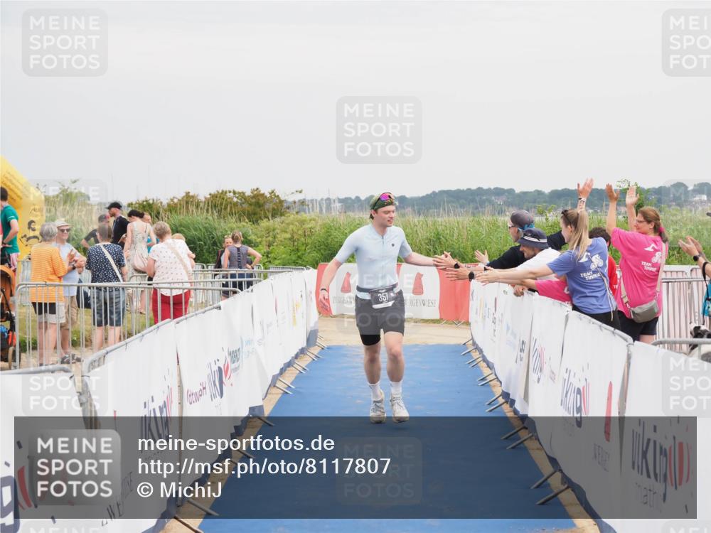 22.06.2025 - Viking Triathlon MichiJ http://msf.ph/oto/8117807 22.06.2025 16:55:23 Ziel 357 meine-sportfotos.de