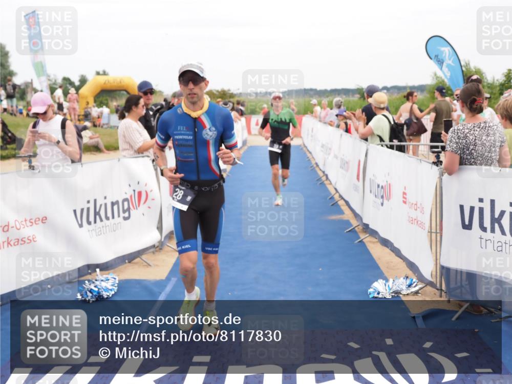 22.06.2025 - Viking Triathlon MichiJ http://msf.ph/oto/8117830 22.06.2025 15:07:36 Ziel 28, 113 meine-sportfotos.de