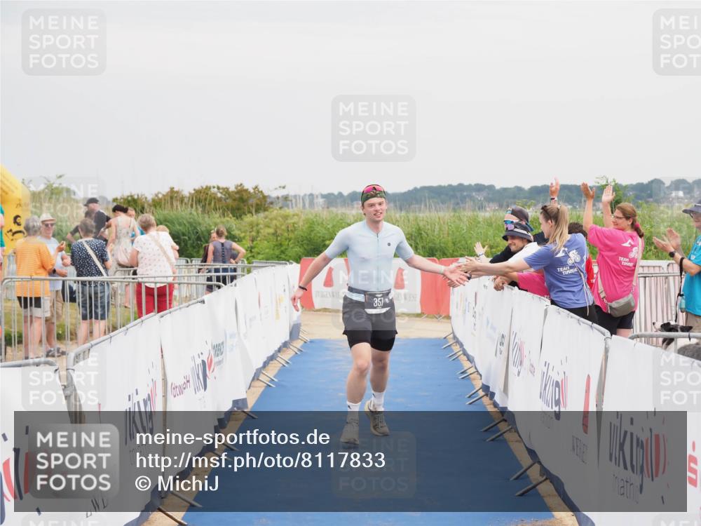 22.06.2025 - Viking Triathlon MichiJ http://msf.ph/oto/8117833 22.06.2025 16:55:24 Ziel 357 meine-sportfotos.de