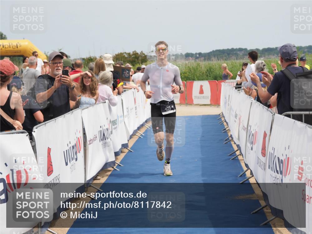 22.06.2025 - Viking Triathlon MichiJ http://msf.ph/oto/8117842 22.06.2025 14:56:50 Ziel 435 meine-sportfotos.de