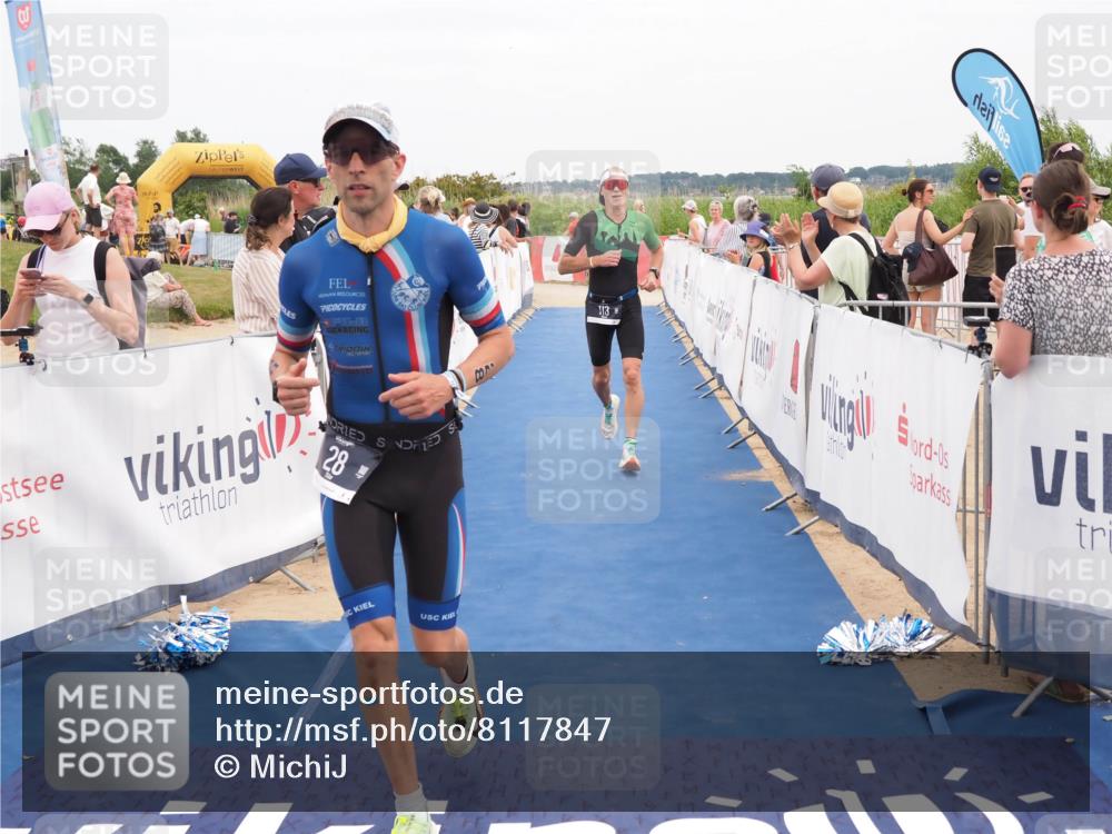 22.06.2025 - Viking Triathlon MichiJ http://msf.ph/oto/8117847 22.06.2025 15:07:37 Ziel 28, 113 meine-sportfotos.de