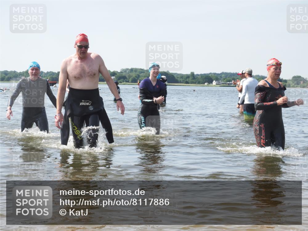 22.06.2025 - Viking Triathlon KatJ http://msf.ph/oto/8117886 22.06.2025 10:45:01 Schwimmen 39, 168, 346, 493, 638, 653 meine-sportfotos.de