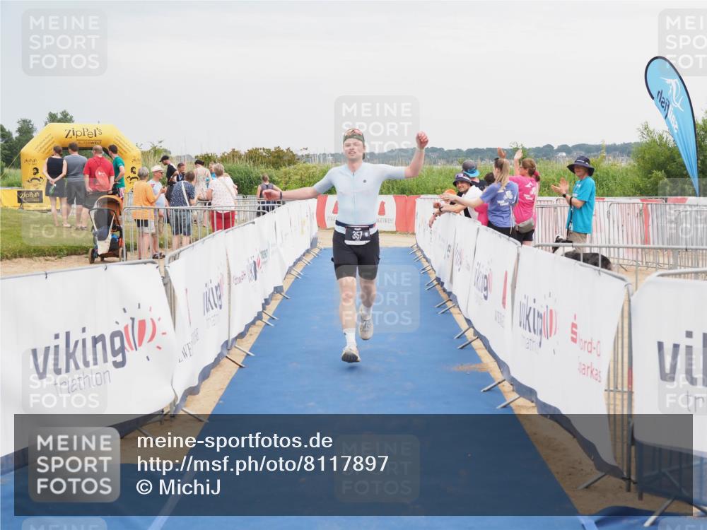 22.06.2025 - Viking Triathlon MichiJ http://msf.ph/oto/8117897 22.06.2025 16:55:25 Ziel 357 meine-sportfotos.de