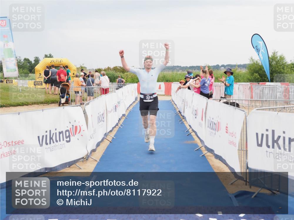 22.06.2025 - Viking Triathlon MichiJ http://msf.ph/oto/8117922 22.06.2025 16:55:25 Ziel 357 meine-sportfotos.de