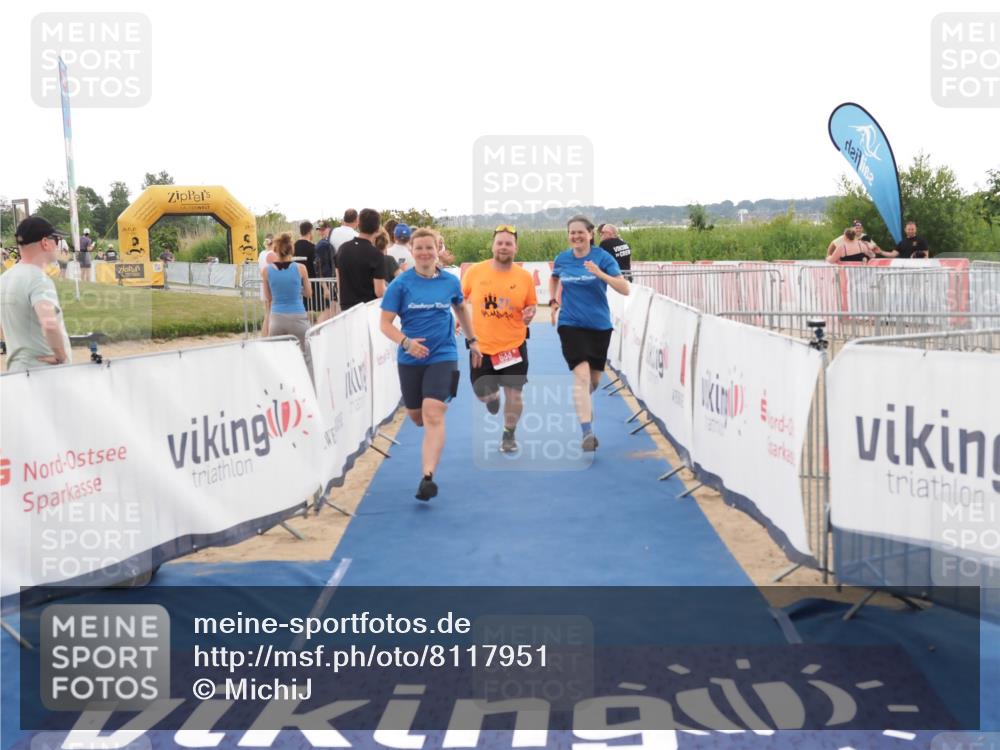 22.06.2025 - Viking Triathlon MichiJ http://msf.ph/oto/8117951 22.06.2025 16:27:51 Ziel 142, 633 meine-sportfotos.de