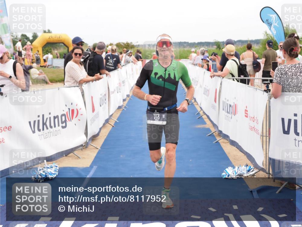22.06.2025 - Viking Triathlon MichiJ http://msf.ph/oto/8117952 22.06.2025 15:07:38 Ziel 28, 113 meine-sportfotos.de