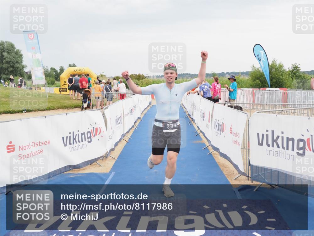 22.06.2025 - Viking Triathlon MichiJ http://msf.ph/oto/8117986 22.06.2025 16:55:26 Ziel 357 meine-sportfotos.de