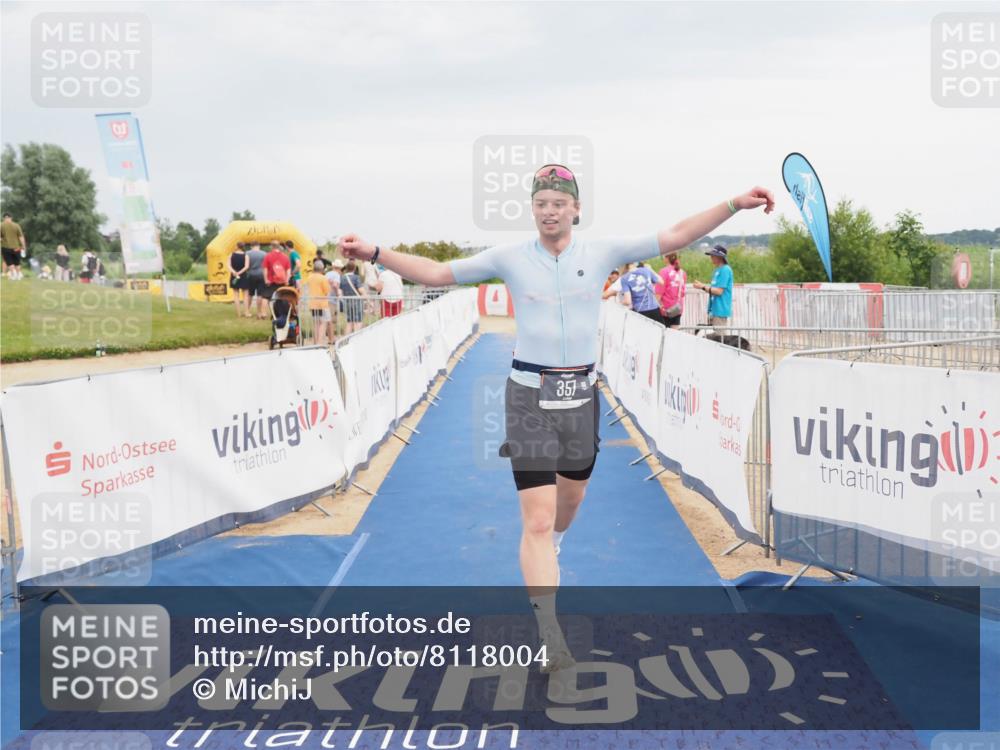 22.06.2025 - Viking Triathlon MichiJ http://msf.ph/oto/8118004 22.06.2025 16:55:26 Ziel 357 meine-sportfotos.de