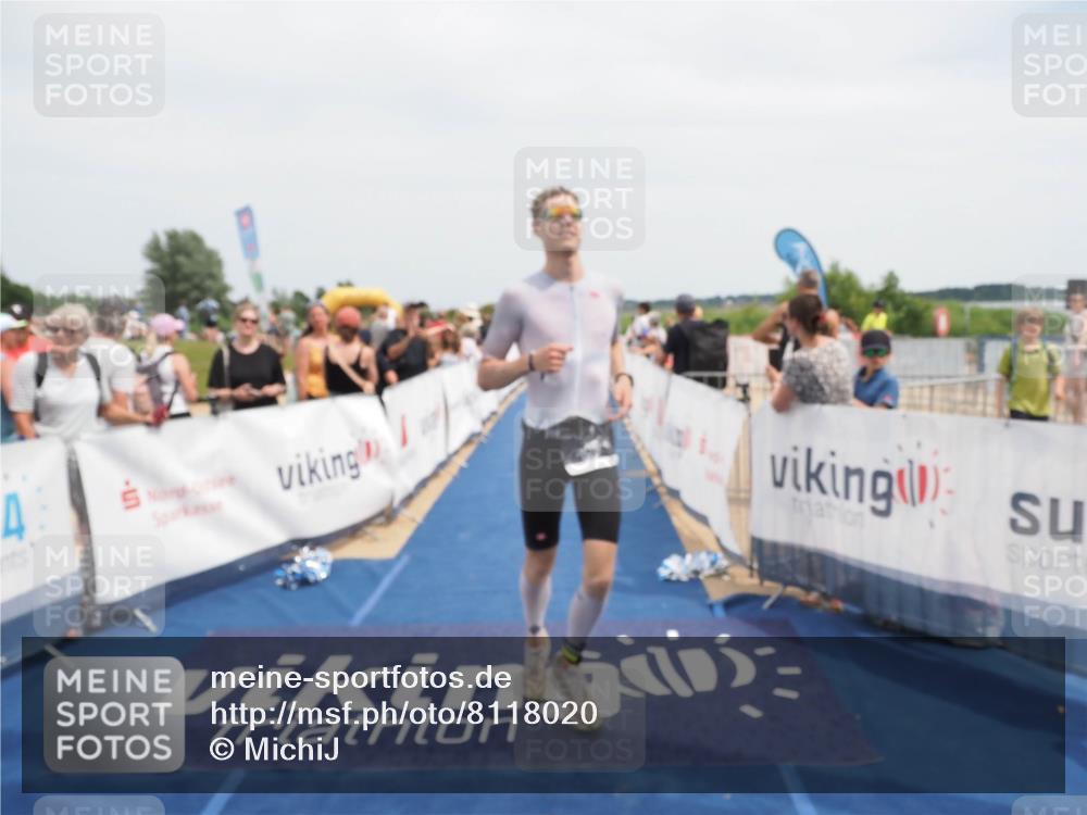 22.06.2025 - Viking Triathlon MichiJ http://msf.ph/oto/8118020 22.06.2025 14:56:52 Ziel 435 meine-sportfotos.de