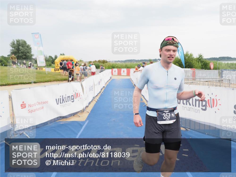 22.06.2025 - Viking Triathlon MichiJ http://msf.ph/oto/8118039 22.06.2025 16:55:27 Ziel 357 meine-sportfotos.de