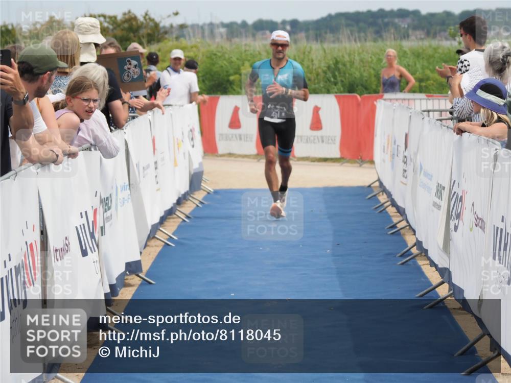 22.06.2025 - Viking Triathlon MichiJ http://msf.ph/oto/8118045 22.06.2025 14:57:22 Ziel 451 meine-sportfotos.de