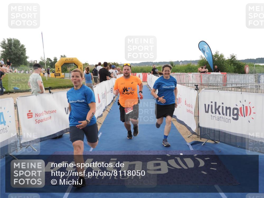 22.06.2025 - Viking Triathlon MichiJ http://msf.ph/oto/8118050 22.06.2025 16:27:52 Ziel 633 meine-sportfotos.de