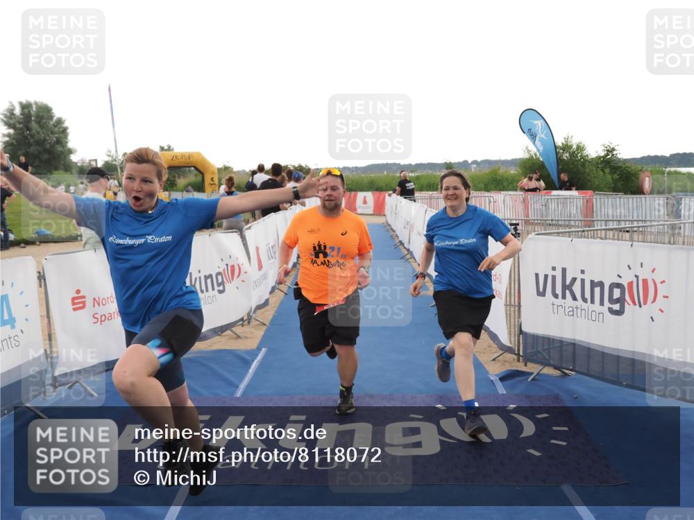 22.06.2025 - Viking Triathlon MichiJ http://msf.ph/oto/8118072 22.06.2025 16:27:52 Ziel 633 meine-sportfotos.de