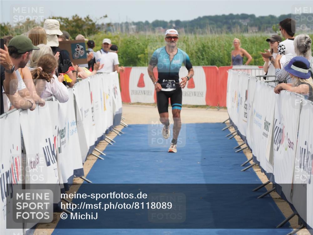 22.06.2025 - Viking Triathlon MichiJ http://msf.ph/oto/8118089 22.06.2025 14:57:22 Ziel 451 meine-sportfotos.de