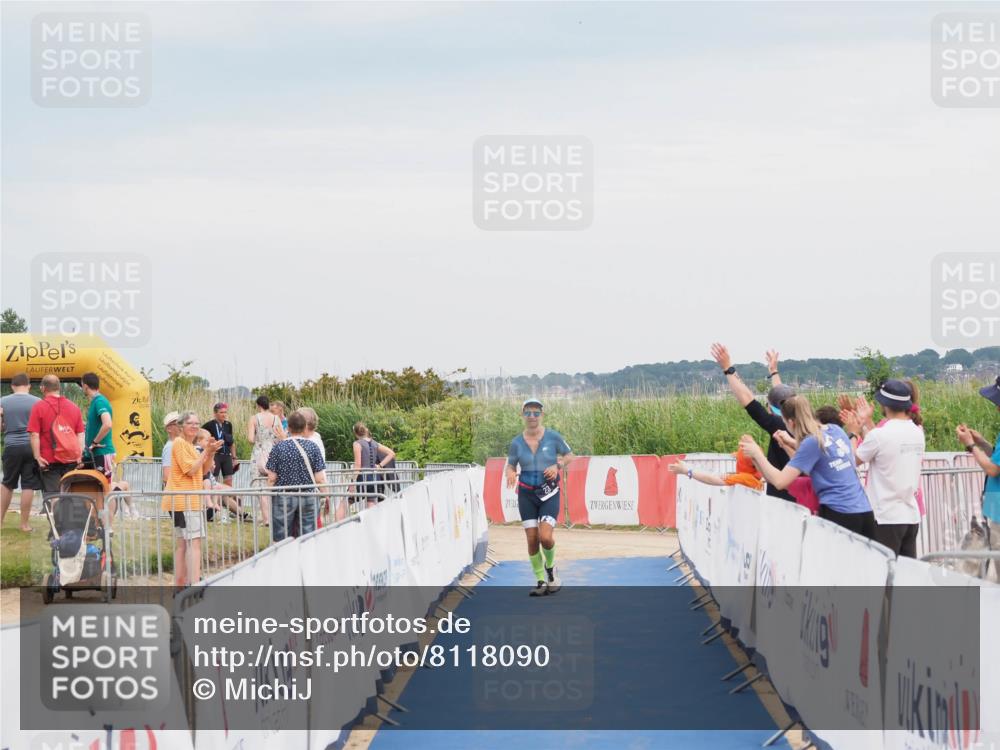 22.06.2025 - Viking Triathlon MichiJ http://msf.ph/oto/8118090 22.06.2025 16:56:11 Ziel 23 meine-sportfotos.de
