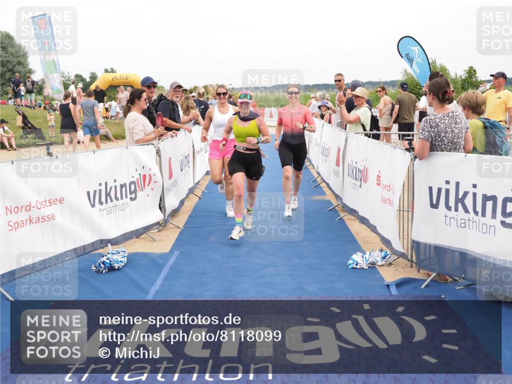 22.06.2025 - Viking Triathlon MichiJ http://msf.ph/oto/8118099 22.06.2025 15:07:53 Ziel 612 meine-sportfotos.de