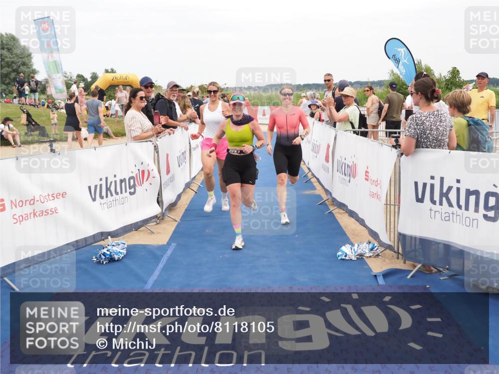 22.06.2025 - Viking Triathlon MichiJ http://msf.ph/oto/8118105 22.06.2025 15:07:53 Ziel 612 meine-sportfotos.de