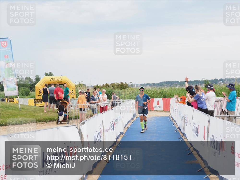 22.06.2025 - Viking Triathlon MichiJ http://msf.ph/oto/8118151 22.06.2025 16:56:13 Ziel 23 meine-sportfotos.de