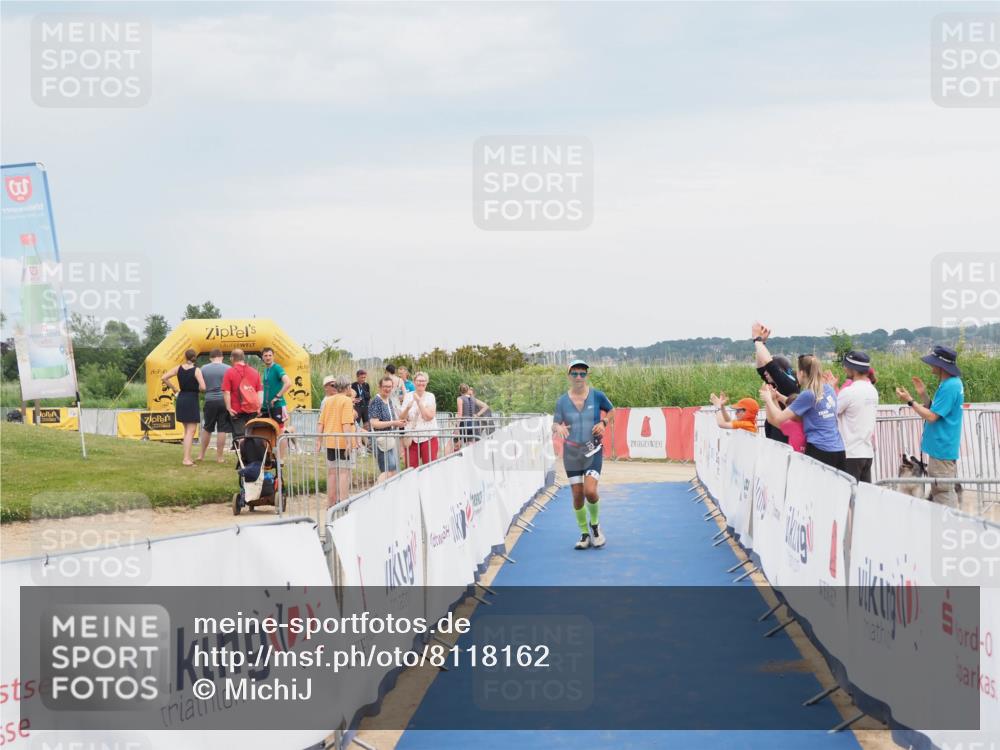 22.06.2025 - Viking Triathlon MichiJ http://msf.ph/oto/8118162 22.06.2025 16:56:13 Ziel 23 meine-sportfotos.de