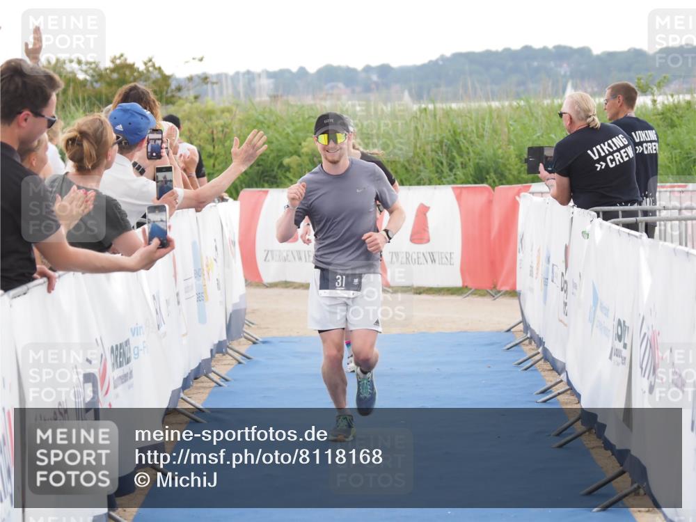 22.06.2025 - Viking Triathlon MichiJ http://msf.ph/oto/8118168 22.06.2025 16:28:05 Ziel 31, 285 meine-sportfotos.de