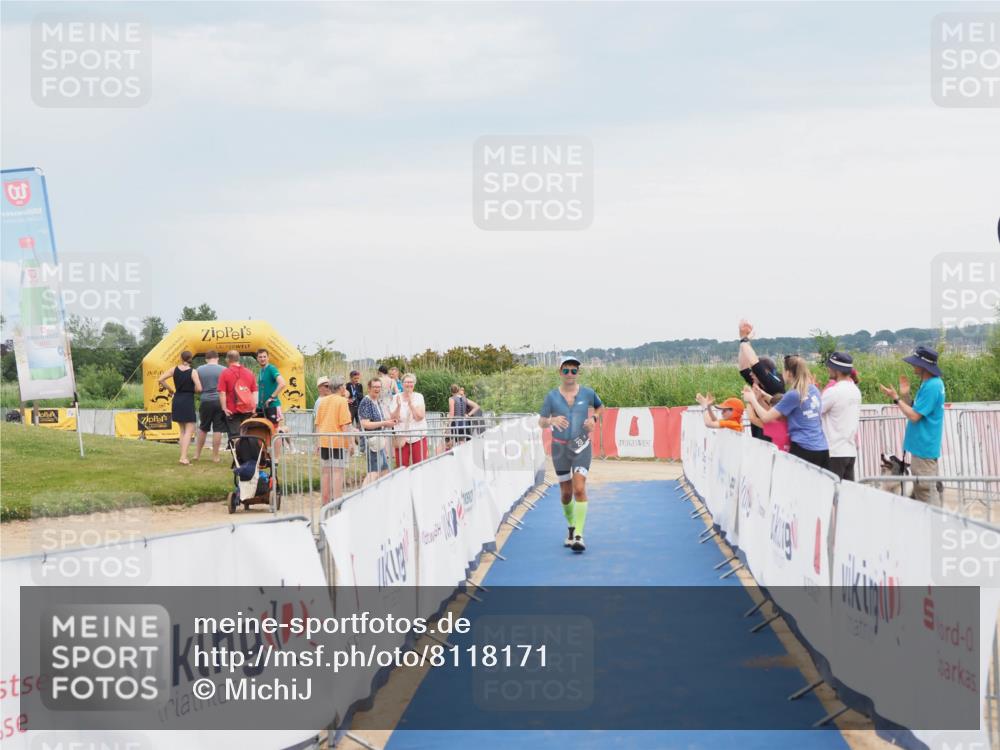 22.06.2025 - Viking Triathlon MichiJ http://msf.ph/oto/8118171 22.06.2025 16:56:13 Ziel 23 meine-sportfotos.de