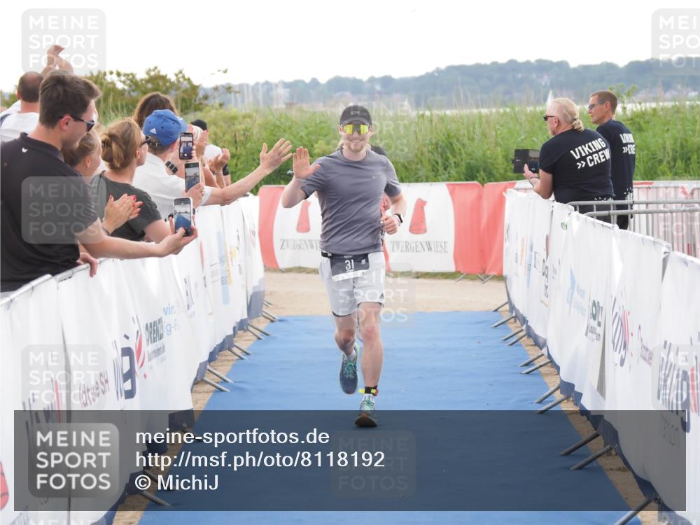 22.06.2025 - Viking Triathlon MichiJ http://msf.ph/oto/8118192 22.06.2025 16:28:05 Ziel 31, 285 meine-sportfotos.de
