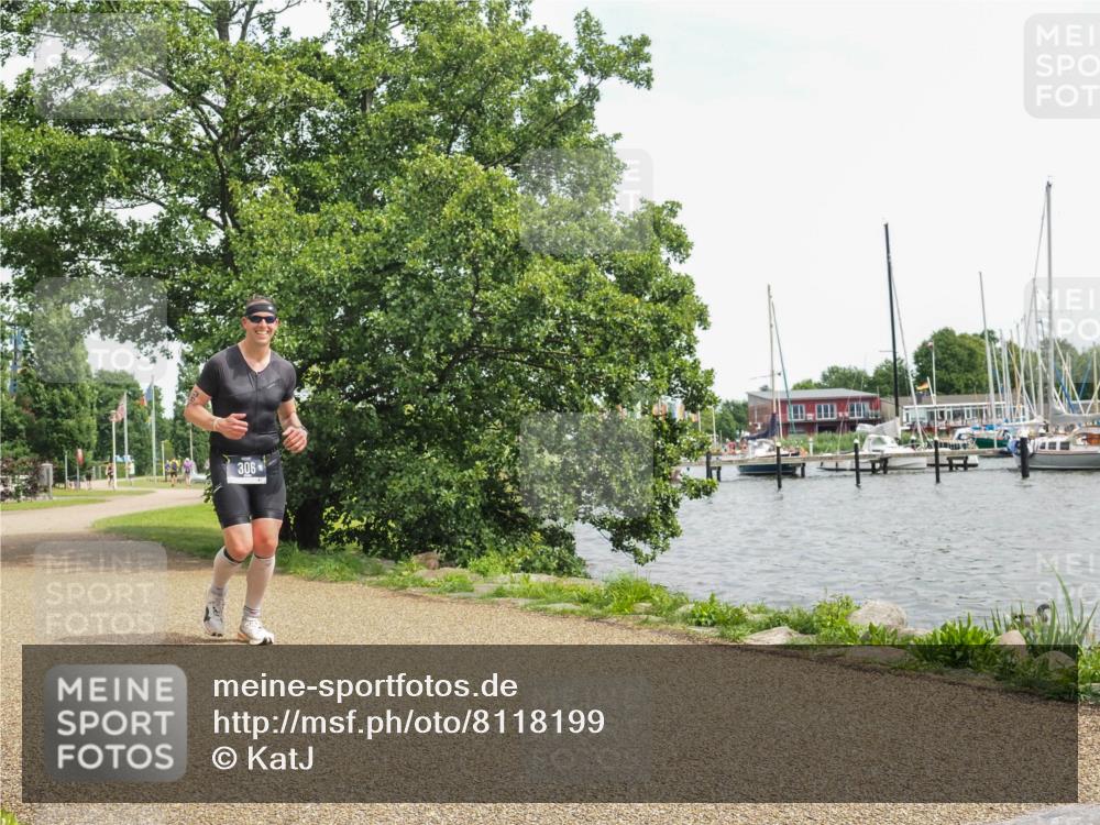 22.06.2025 - Viking Triathlon KatJ http://msf.ph/oto/8118199 22.06.2025 15:10:01 Laufen 306 meine-sportfotos.de