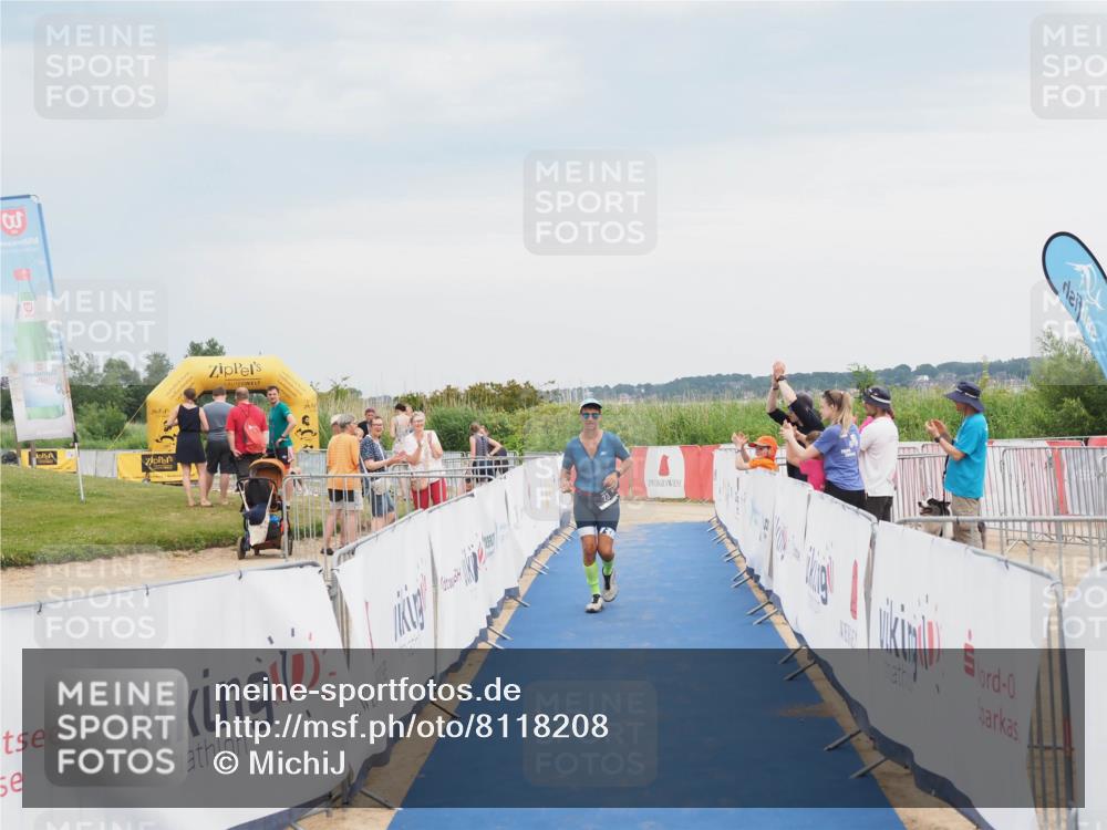 22.06.2025 - Viking Triathlon MichiJ http://msf.ph/oto/8118208 22.06.2025 16:56:14 Ziel 23 meine-sportfotos.de