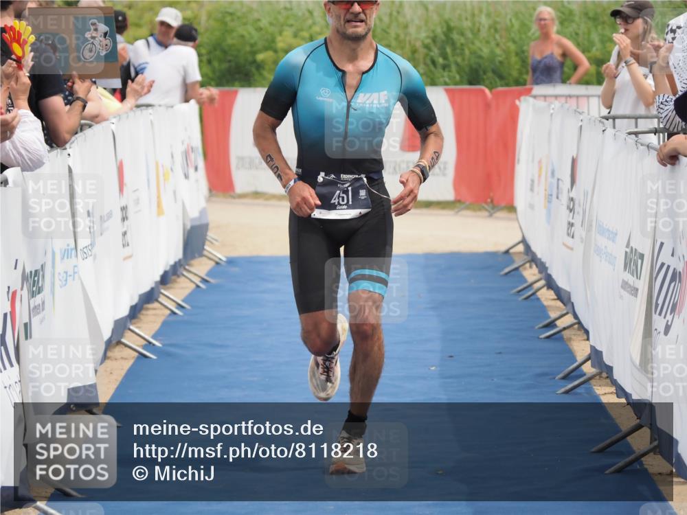 22.06.2025 - Viking Triathlon MichiJ http://msf.ph/oto/8118218 22.06.2025 14:57:24 Ziel 451 meine-sportfotos.de