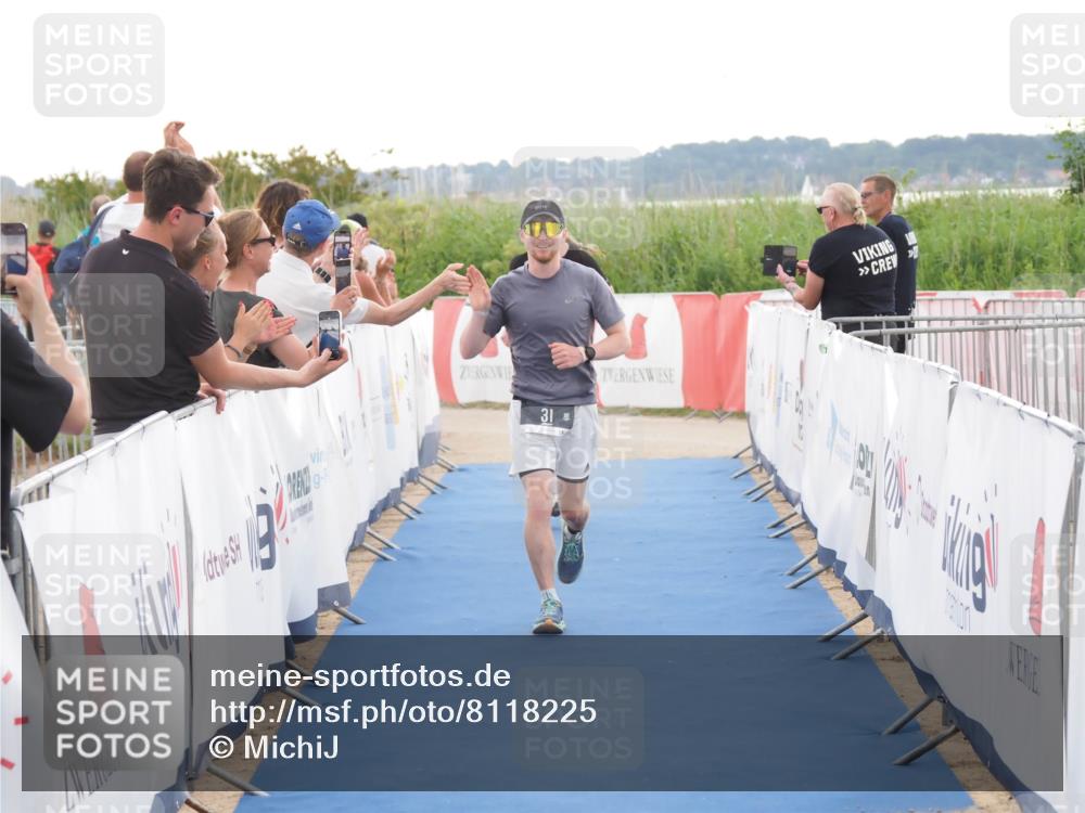 22.06.2025 - Viking Triathlon MichiJ http://msf.ph/oto/8118225 22.06.2025 16:28:06 Ziel 31, 285, 601 meine-sportfotos.de