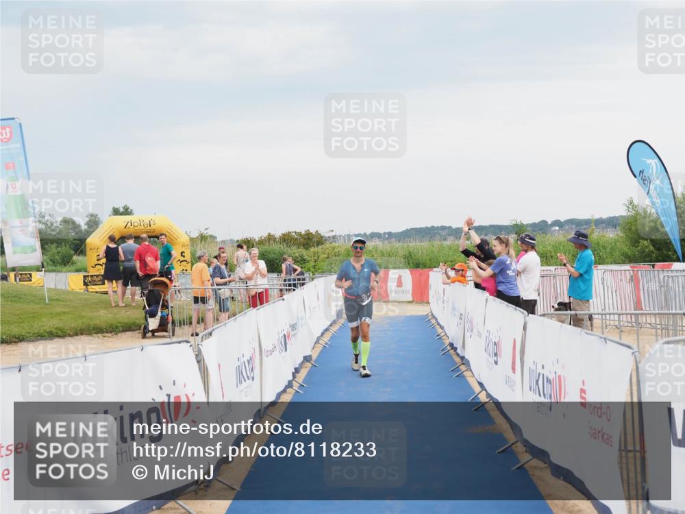 22.06.2025 - Viking Triathlon MichiJ http://msf.ph/oto/8118233 22.06.2025 16:56:14 Ziel 23 meine-sportfotos.de