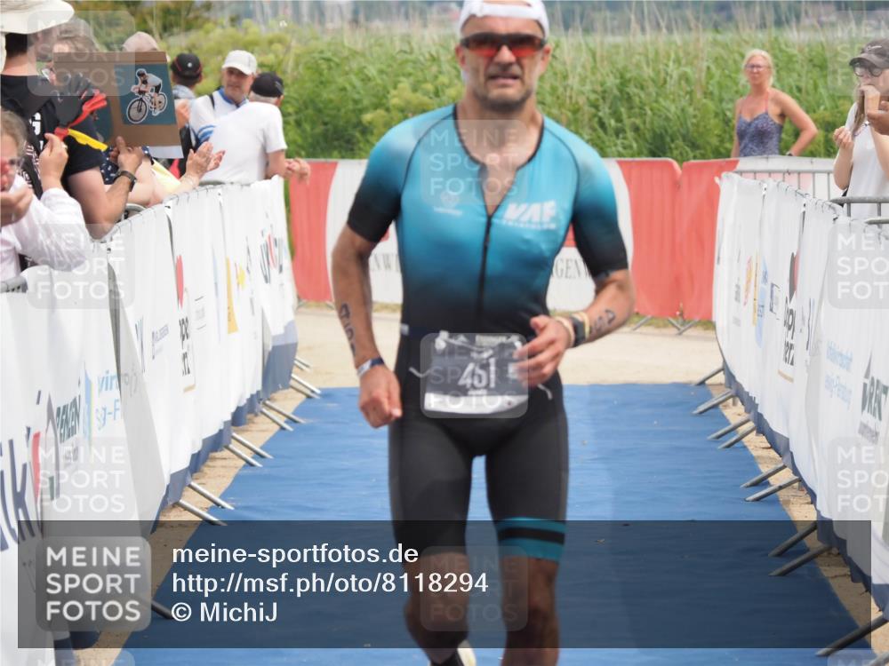 22.06.2025 - Viking Triathlon MichiJ http://msf.ph/oto/8118294 22.06.2025 14:57:24 Ziel 451 meine-sportfotos.de