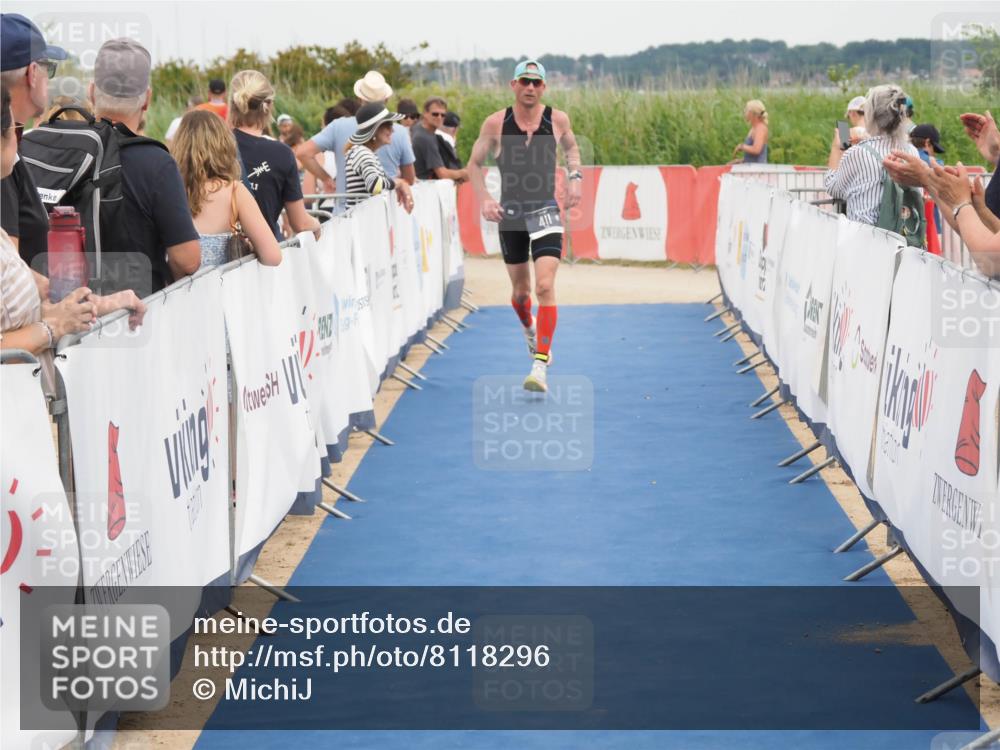 22.06.2025 - Viking Triathlon MichiJ http://msf.ph/oto/8118296 22.06.2025 15:08:20 Ziel 411 meine-sportfotos.de