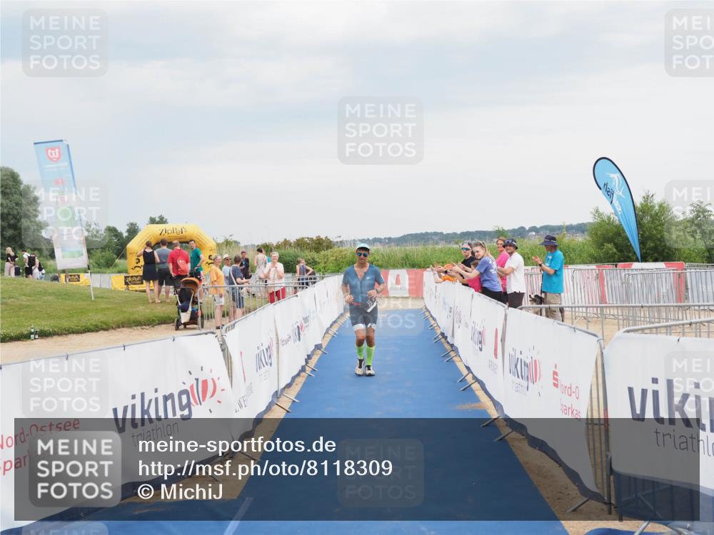 22.06.2025 - Viking Triathlon MichiJ http://msf.ph/oto/8118309 22.06.2025 16:56:15 Ziel 23 meine-sportfotos.de