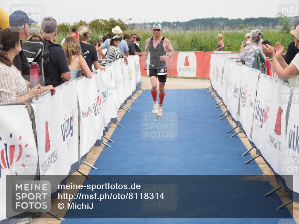 22.06.2025 - Viking Triathlon MichiJ http://msf.ph/oto/8118314 22.06.2025 15:08:20 Ziel 411 meine-sportfotos.de