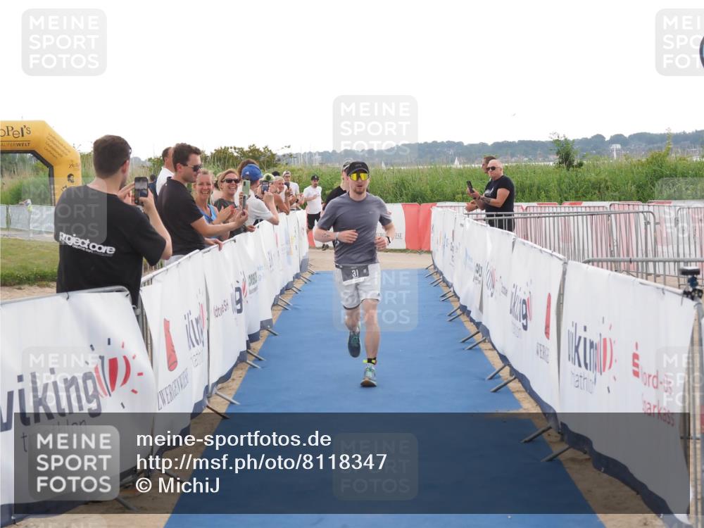 22.06.2025 - Viking Triathlon MichiJ http://msf.ph/oto/8118347 22.06.2025 16:28:07 Ziel 31, 285, 601 meine-sportfotos.de