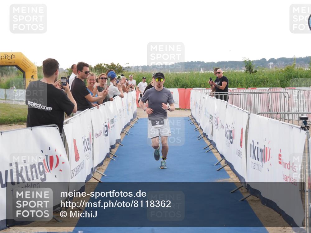 22.06.2025 - Viking Triathlon MichiJ http://msf.ph/oto/8118362 22.06.2025 16:28:07 Ziel 31, 285, 601 meine-sportfotos.de